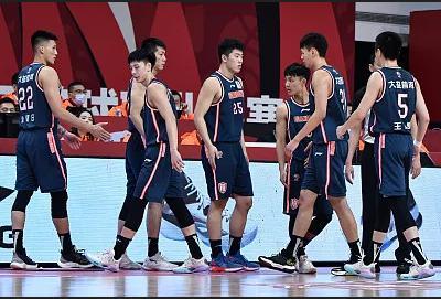 CBA广东队最新消息，球场温情与成长之路